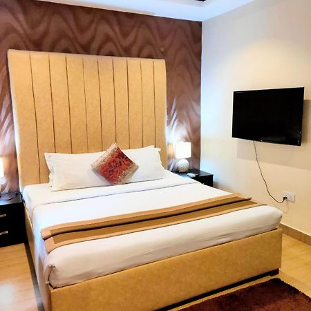 The Cabin Hotel Аккра Екстер'єр фото