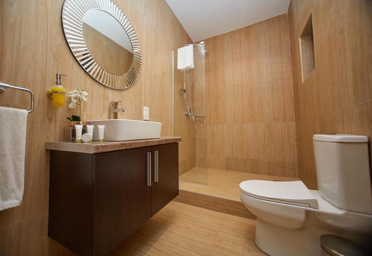 The Cabin Hotel Аккра Екстер'єр фото