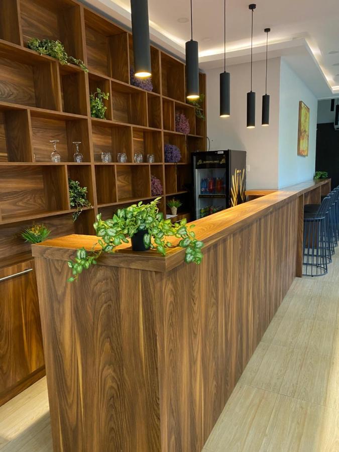 The Cabin Hotel Аккра Екстер'єр фото